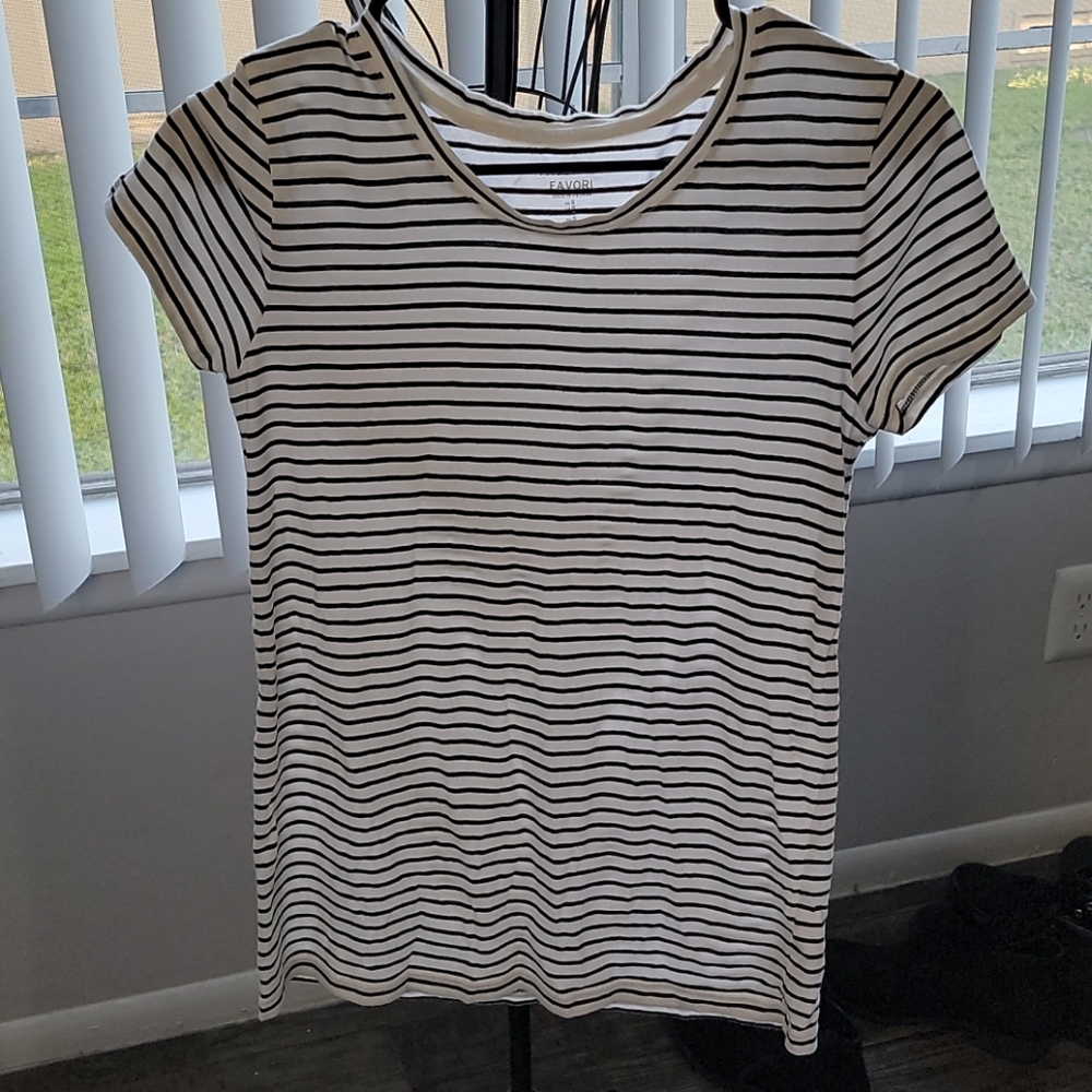 GAP Favorite Favori black & white striped top sz S